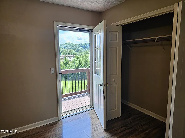 56 Tulip Grove Cir #1 — Photo 17