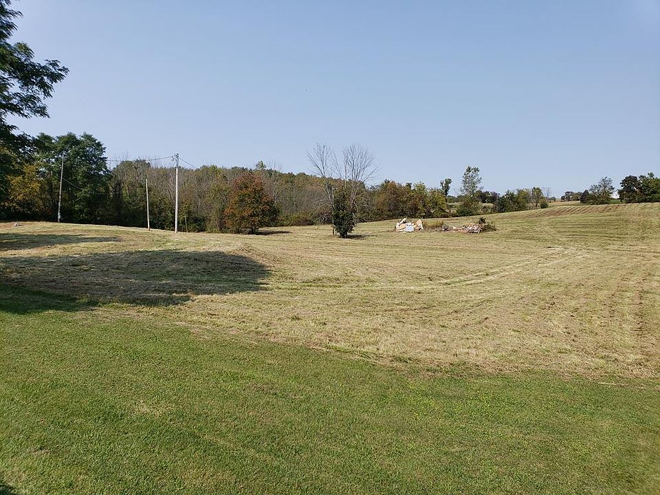 1st image of 1645 Oak Ln
