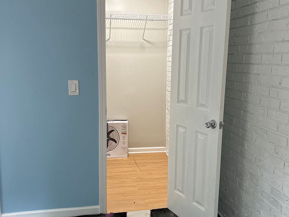 1st image of 3203 Claiborne Dr