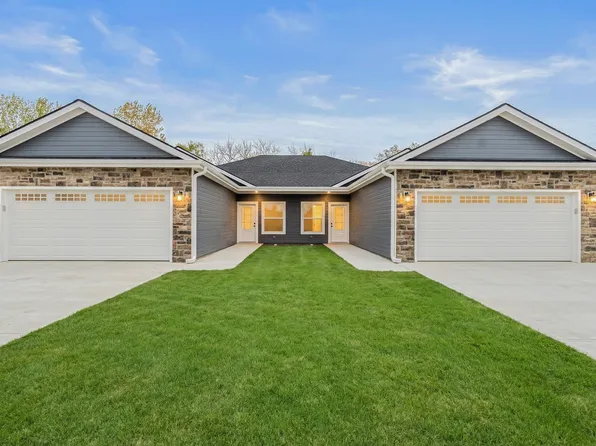 1705 Kenneth Dr, Junction City, KS 66441