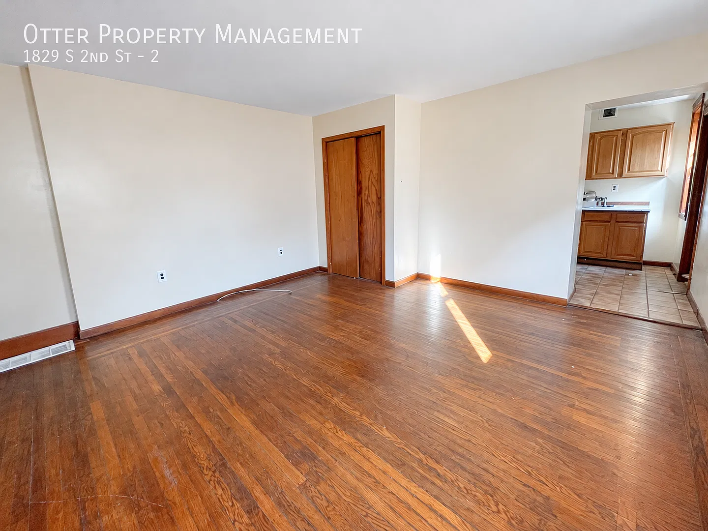Spacious 3BR/3BA Apartment — Photo 4