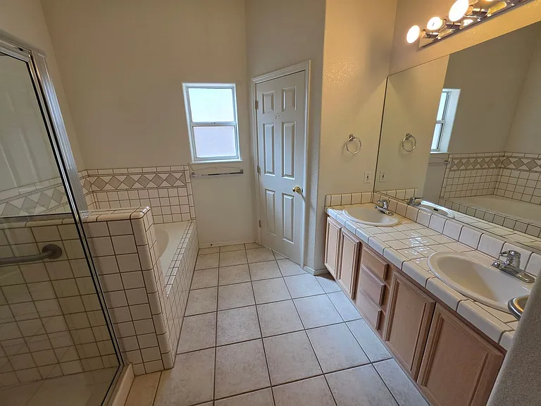 1306 Escalera Pl — Photo 15