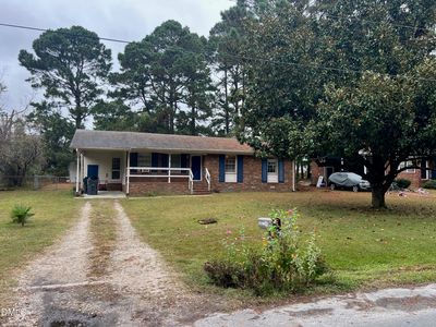 115 E McIver St, Zebulon, NC, 27597