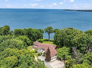 21 Sea Crest Dr, Lloyd Harbor, NY 11743