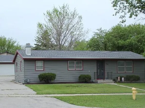 209 Mathews Dr, Gilbert, IA 50105