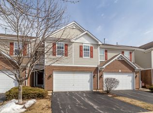 2536 Lorraine Cir, Geneva, IL 60134