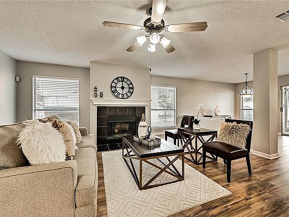 4th image of 7414 Dartmouth Dr