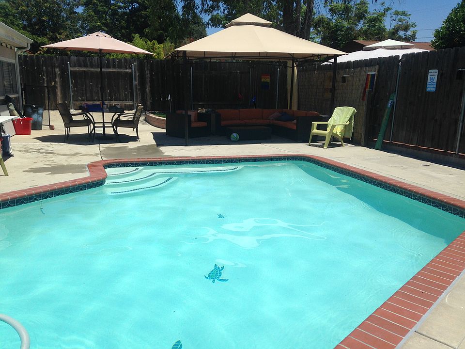 2nd image of 8405 Whelan Dr