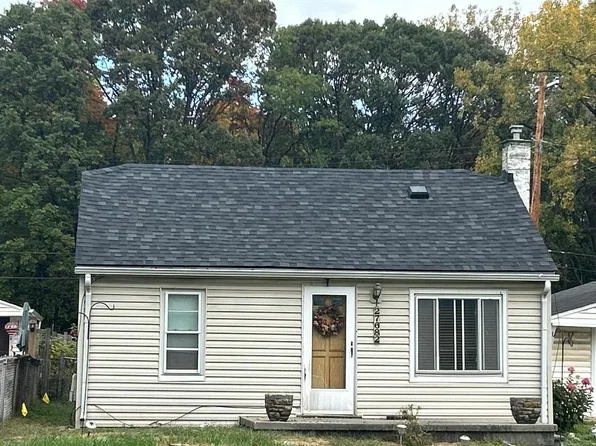 27682 Newcastle St, Romulus, MI 48174