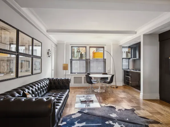 333 East 53rd Street image 3 of 8