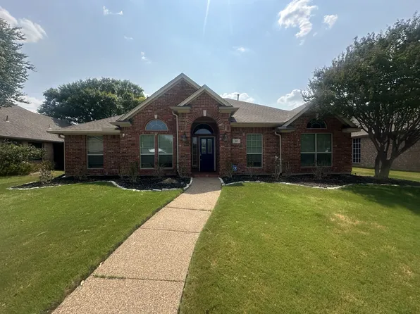 209 Longmeadow Dr, Coppell, TX 75019