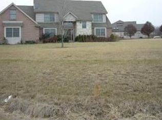 8347 Lytle Trails Rd, Waynesville, OH 45068