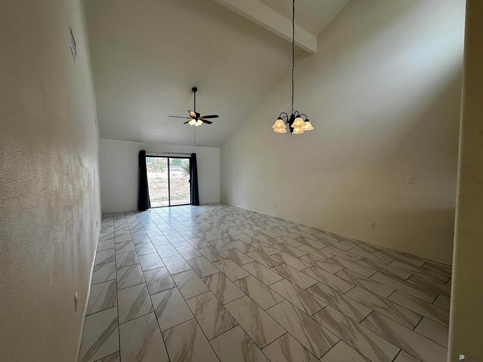2 bed, 2.0 bath, 1055 sqft, $1,500 — Photo 4