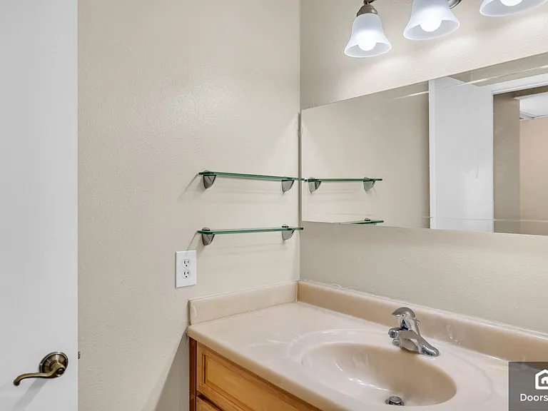 18645 Hatteras St #146 — Photo 11