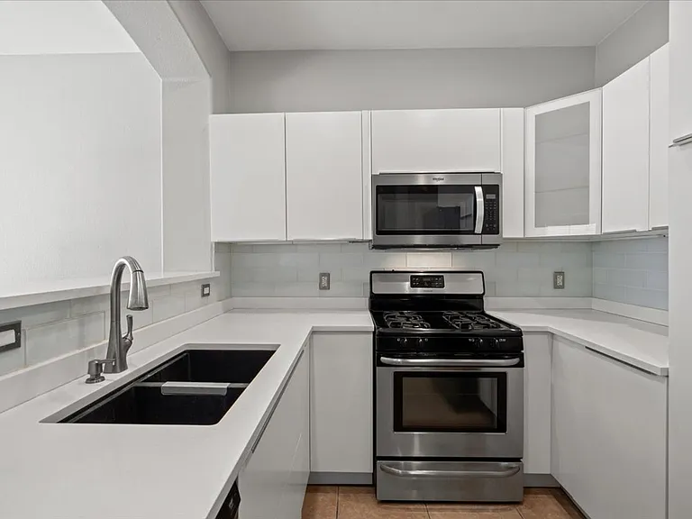 1200 Nevada Sky St — Photo 8