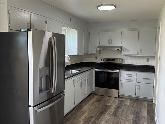 4th image of 309 Groffdale Rd