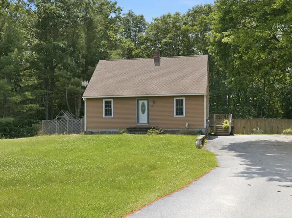31 Kolbe Drive, Waterboro, ME 04087