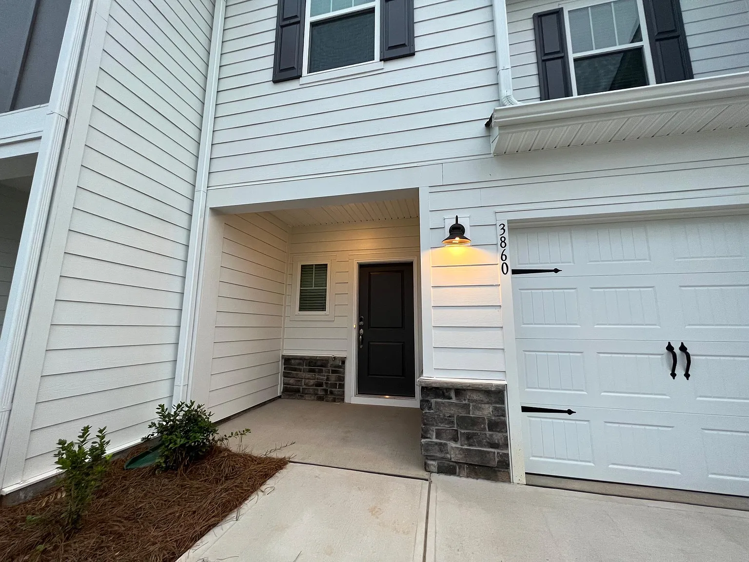 3860 County Down Ave — Photo 1
