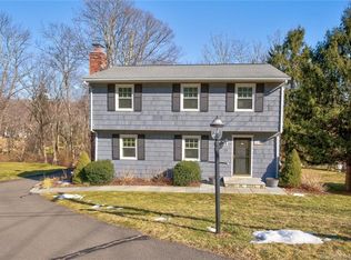 33 Marcardon Ave, Ridgefield, CT 06877