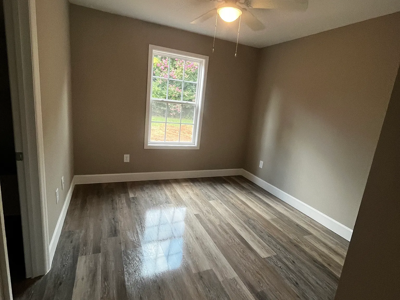 1 bed, 600 sqft, $927 — Photo 4