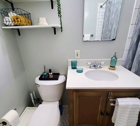 3rd image of 432 Fir St #432