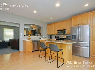 8250 Labont Way, Eden Prairie, MN 55344