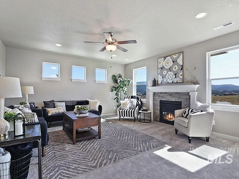 10502 W Thimbleberry Dr — Photo 3