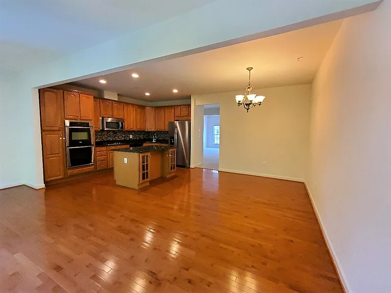 Kitchen/Dining Area