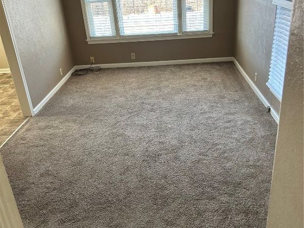 cedar-rapids-iowa-124302872 picture