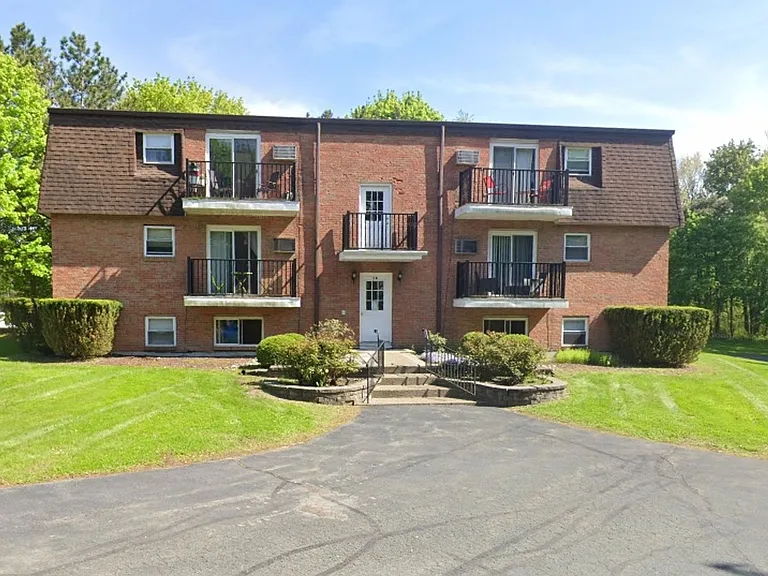 14 Elward Rd — Photo 3