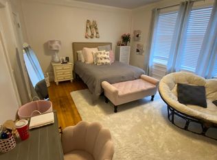 130 Gardner Rd #4EEE, Brookline, MA 02445