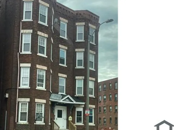 446 Maple St, Holyoke, MA