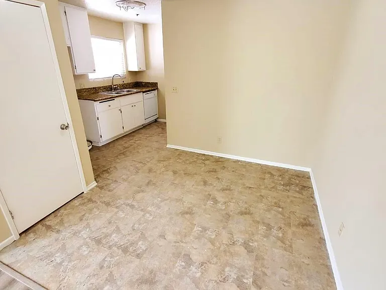 729 S Knott Ave #219 — Photo 4