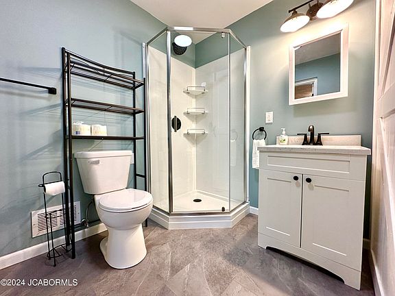 5th image of 1814 Sun Meadow Ln
