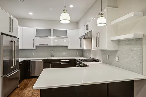 1471 Beacon St #2 Photo 1