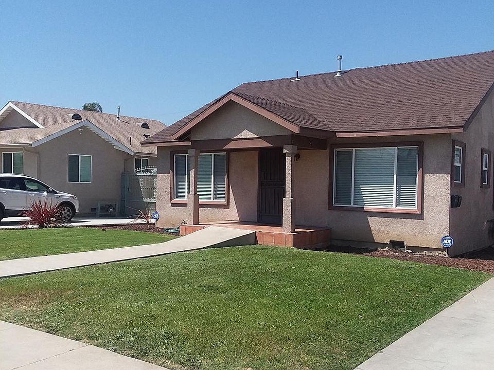 1st image of 2711 W 74th St