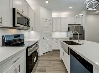 5124 Gold St #B, Houston, TX 77026