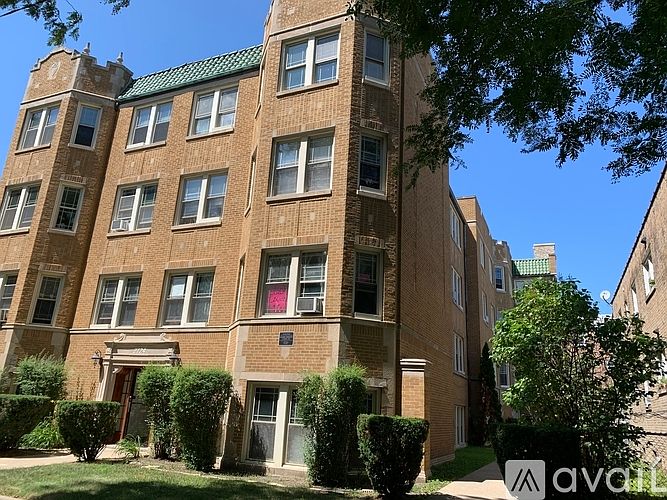 1st image of 2724 W Farragut Ave #Q3