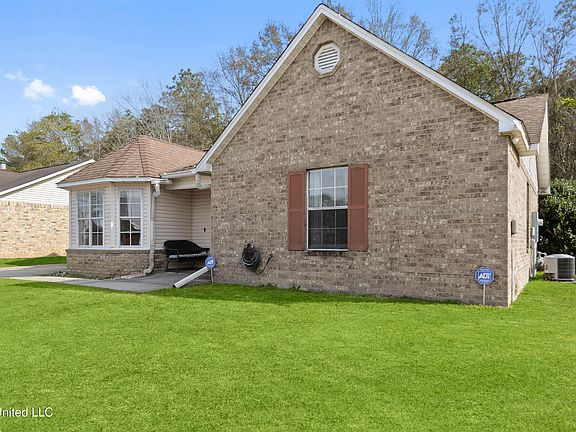 2nd image of 13110 Trailwood Dr