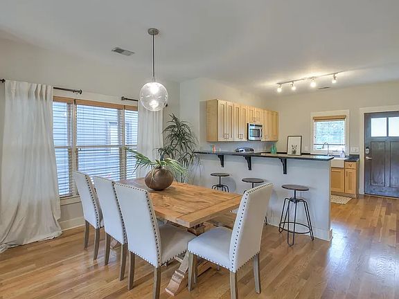 Dining area/beautiful hardwood floors