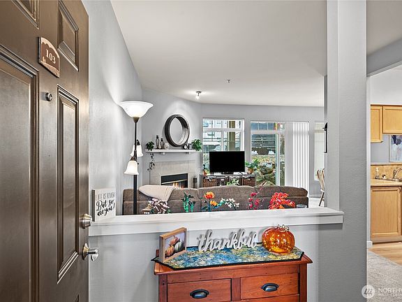 3rd image of 18930 Bothell-Everett Hwy #G103