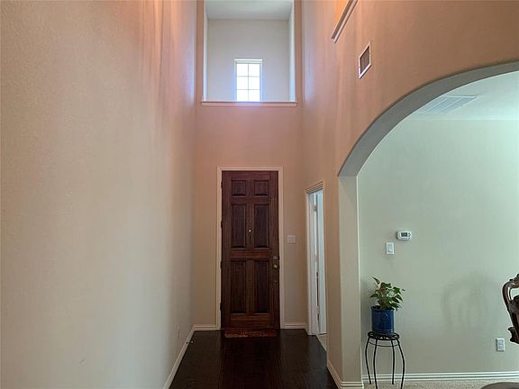 5th image of 10928 Irene Dr