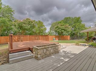 5450 Charlott St, Fort Worth, TX 76112