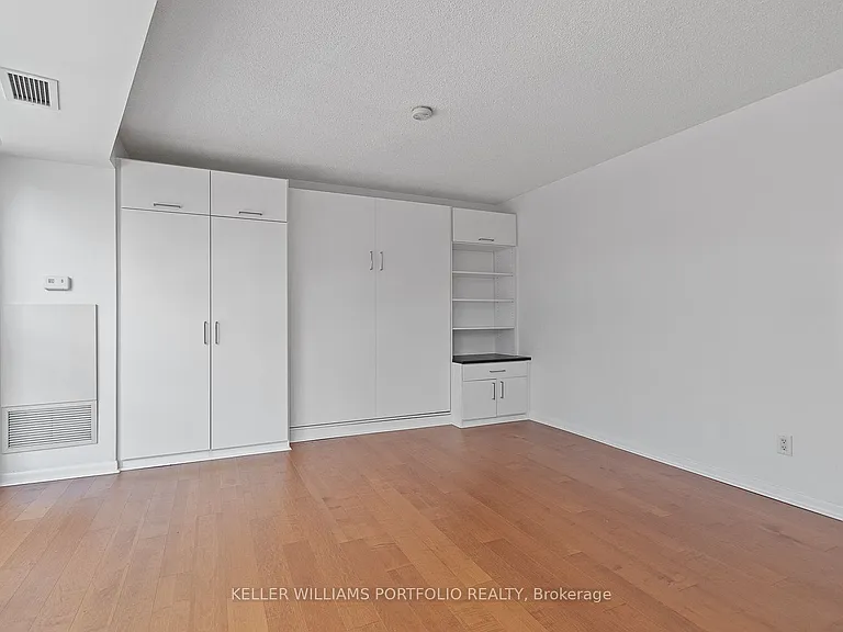 18 Yonge St #1504 — Photo 8
