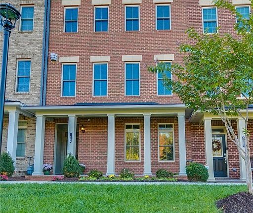 2nd image of 3924 Village Commons Walk Unit 3924
