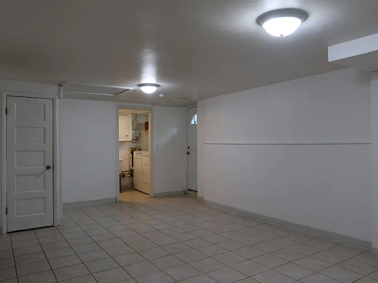 109 Deep Dale Dr — Photo 20