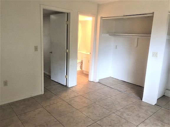 2nd image of 525 Morgan Ave #958bc91eb