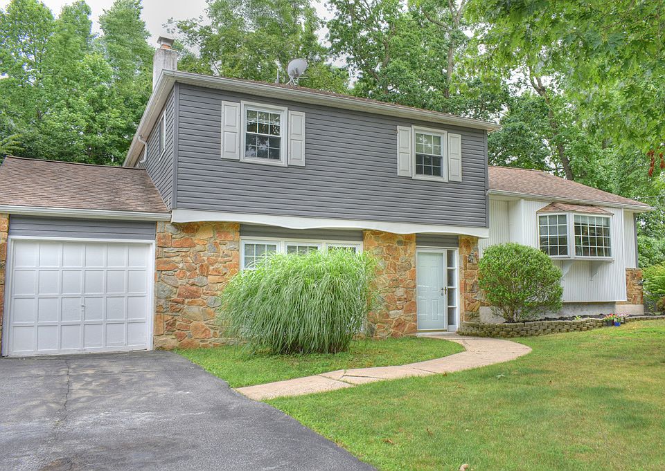 2520 Dartmouth Woods Rd