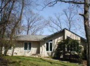 4209 Ravine Dr, Crystal Lake, IL 60012