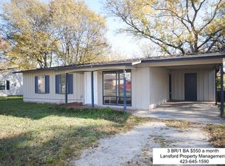 119 Robert E Lee St, Fort Oglethorpe, GA 30742